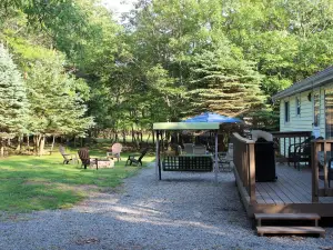 Cozy Pocono Home w/ Hot Tub, Sauna, Game Room, A/C, Cable TV, WIFI,