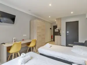 Business Studio Twin with Budget Flats Leuven
