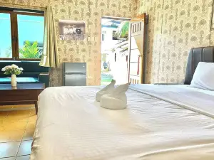 Dolphin Bay Resort