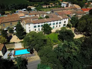 Logis Hôtel Château de Palaja