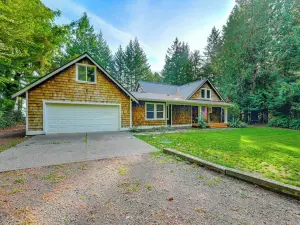 Hood Canal Home with Stunning Views and Private Beach