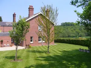 Mill Farm