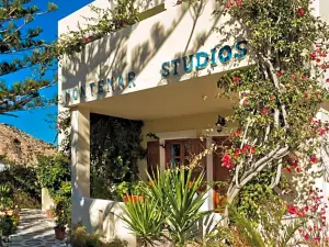 Montemar Studios & Apartments