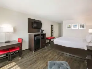 Clarion Hotel Conference Center