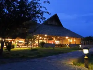 Mara Sweet Acacia Lodge