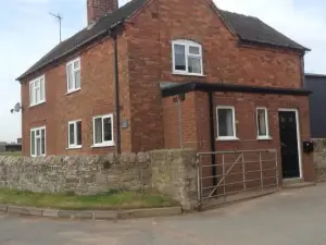 4 Bed Cottage Located Near Newport, Shropshire