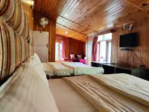 Hotel Shiva Cottage