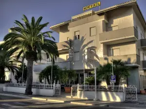 Hotel Caravel