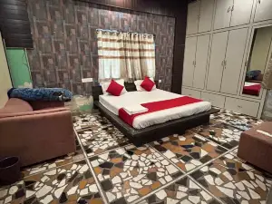 Hotel Evara