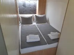 Studio Apartman Iskra, Self Check in-Out
