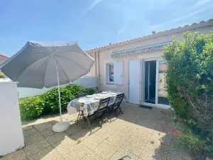 Maison à 300m de la Plage, Avec Terrasse, Parking Privatif, Animaux Admis ! - FR-1-231-140