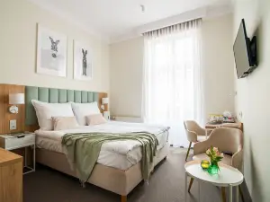 Hotel Awo