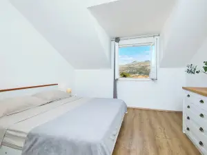 Apartment 2Home