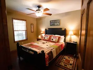 Lobo Landing Cabin #4