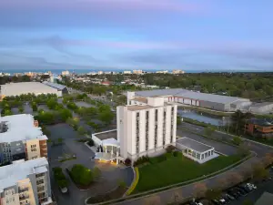 DoubleTree by Hilton Virginia Beach