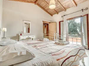 Mastrogiannis Villa Levanda