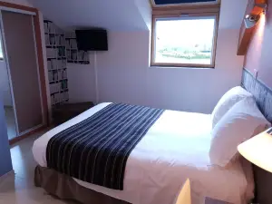 FASTHOTEL LE RALE DES GENETS - Un hôtel FH COLLECTION