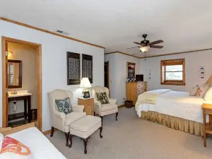 Mountain Lake House in North Carolina