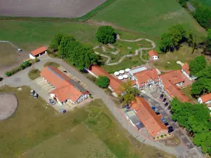 包曼霍夫蘭德酒店