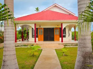 Tonga Holiday Villa