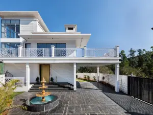 ASHVIDA - Luxury Villa Collection
