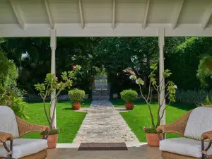 Luxury Beach Front Villa Estate