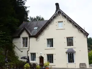High Tor Hotel