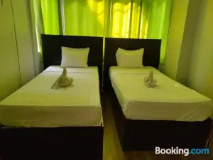 Sulit Condo Unit 2 Santa Mesa Manila