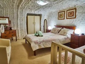 Underground Bed & Breakfast