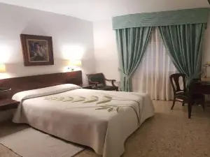 Hotel Nico