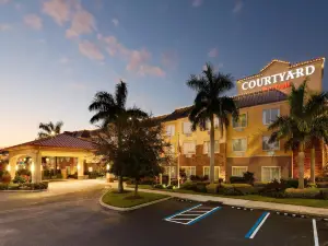 Courtyard Sarasota at University Town Center