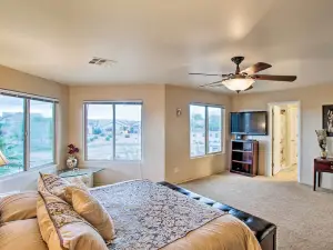 San Tan Mountain Escape with Patio and Pool Access!