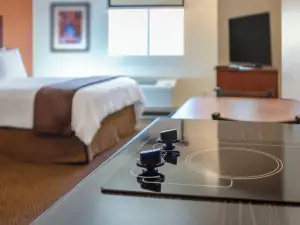 My Place Hotel-Marquette, MI
