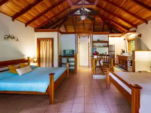 El Nido Jungle Lodge