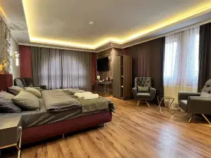 Golden Time İncek