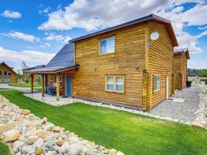 山景紅木屋 - 距滑雪場10英里！