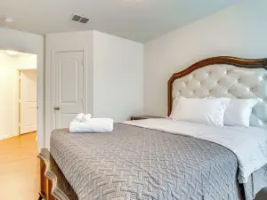 13 Mi to Lackland Afb: San Antonio Home!