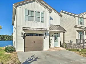 Waterfront Oasis on Tims Ford Lake PoolandKayak!