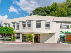 โฮเทล ลอส ลากอส เด มอนเตเบลโล