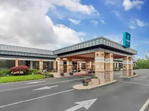 Clarion Hotel & Conference Center Toms River