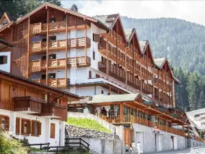 โรงแรมอาร์มอนกรีนบูลู แอนด์ เวลเนส