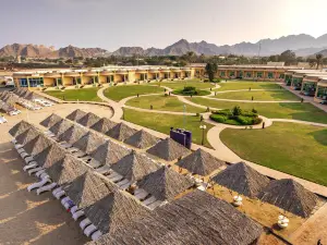 Royal Beach Hotel & Resort