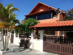 Itaúna Hostel