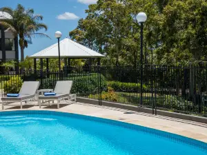 Best Western Plus Apollo International Hotel