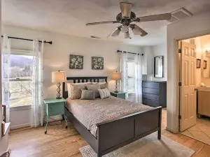 Spacious Faber Home w/ Yard, Steps to Winery!