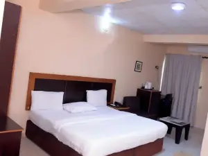 Babcock Guest House