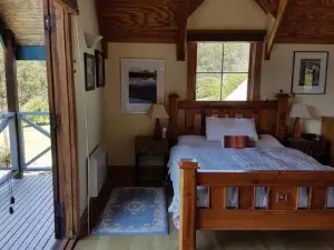 Snug Views