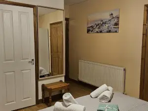 Cockfosters - Apartment - Sleeps 3 - Near Underground