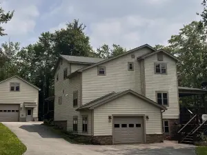 Summerhaven - HotTub, PoolTable, Dog Friendly
