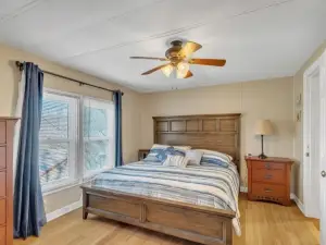 LAKEVIEW LIVING @ LIGHTHOUSE BAY